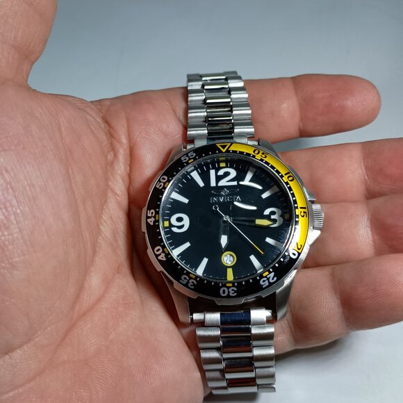 Invicta Specialty Yellow Men's Quartz Watch Model 12119 Swiss Made Working A+ - Picture 11 of 11